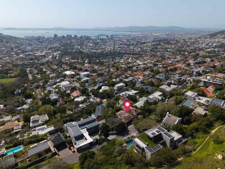 5 Bedroom Property for Sale in Higgovale Western Cape